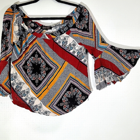 Shyanne Women's Size Medium Colorful Floral Patchwork Top Bell Sleve - Picture 1 of 6